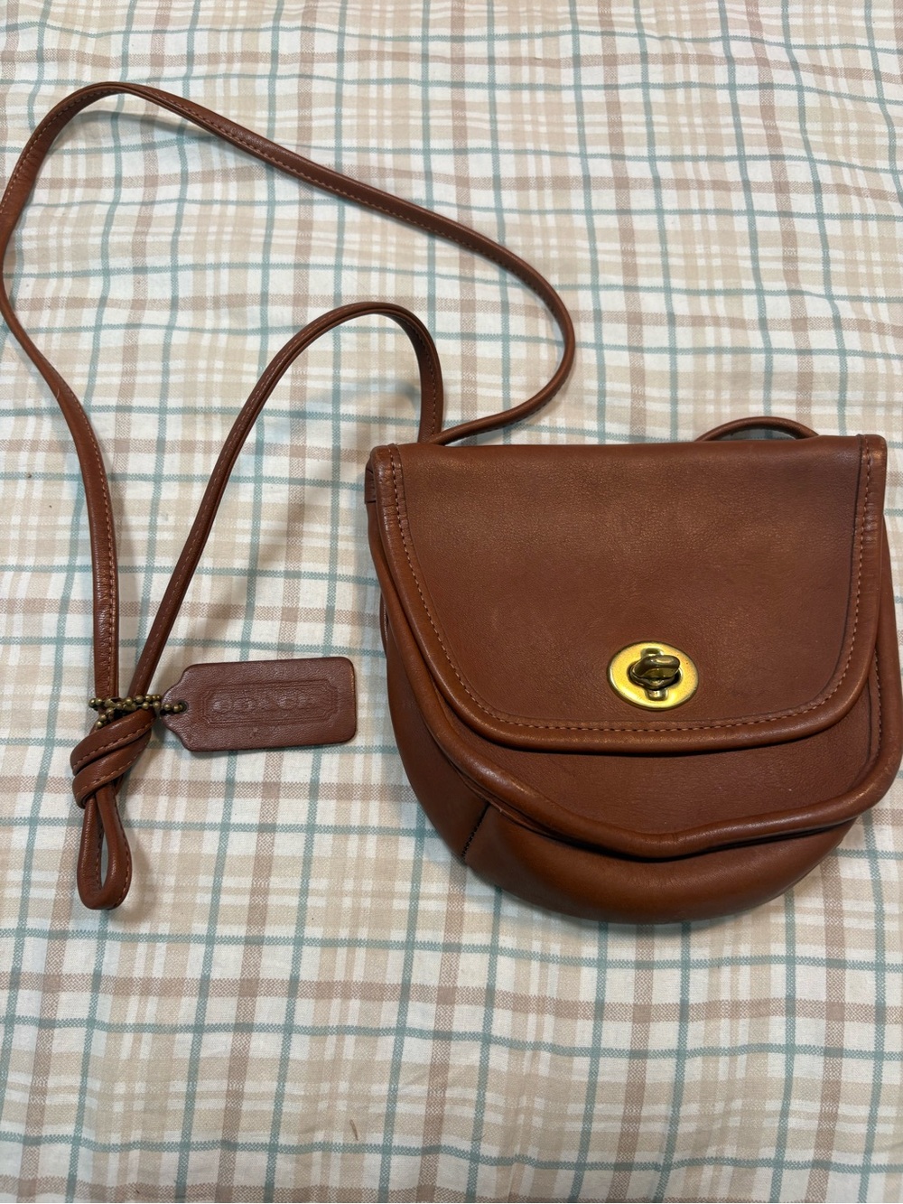 Vintage Coach Leather Crossbody Bag Brown USA Turnlock Shoulder Purse